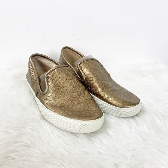 Vince Camuto 7 M Womens Gold Copper Leather Weave Cariana Slip-on Sneakers - Picture 1 of 8
